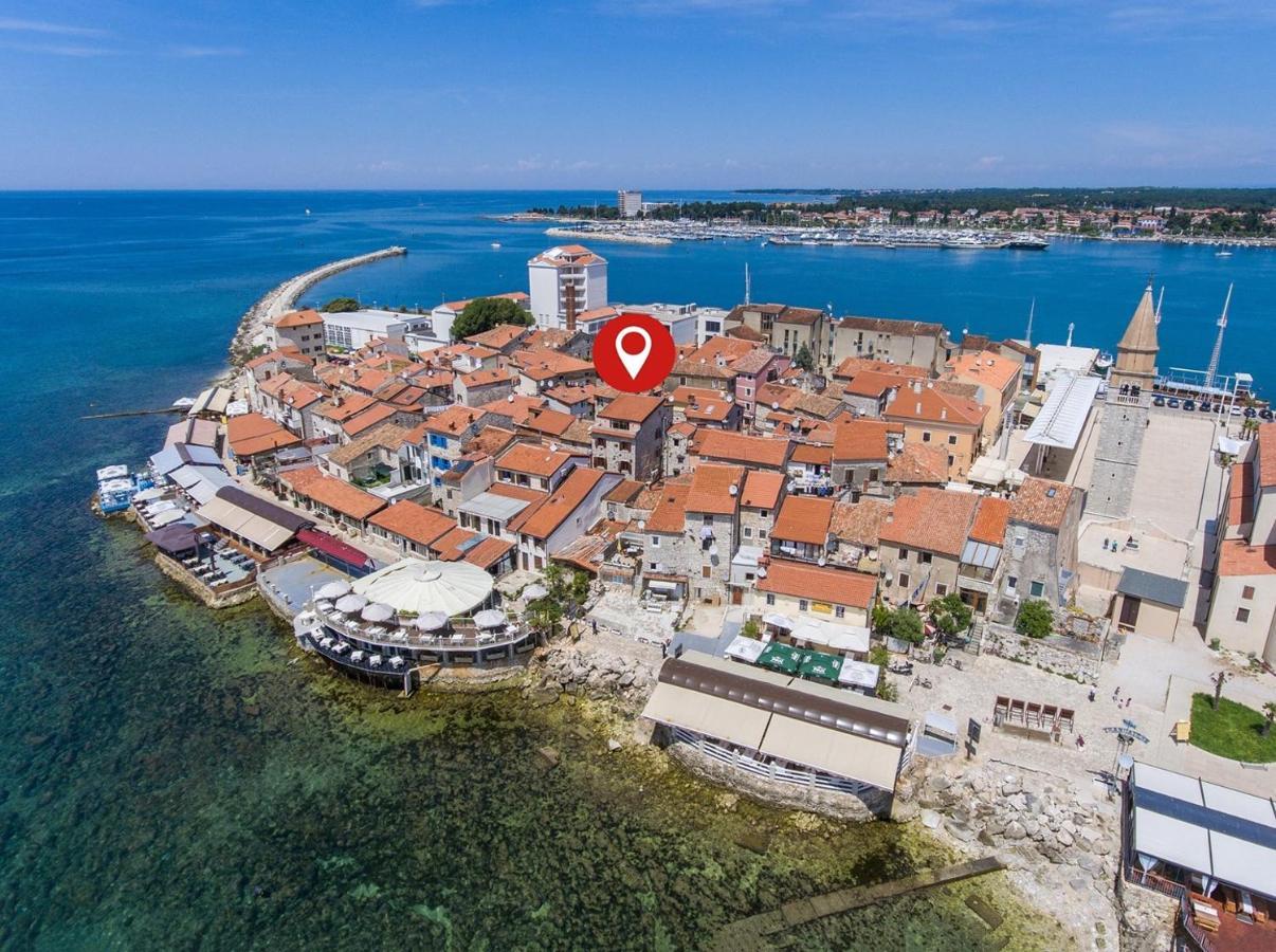 Old Town Apartments In Umag Extérieur photo